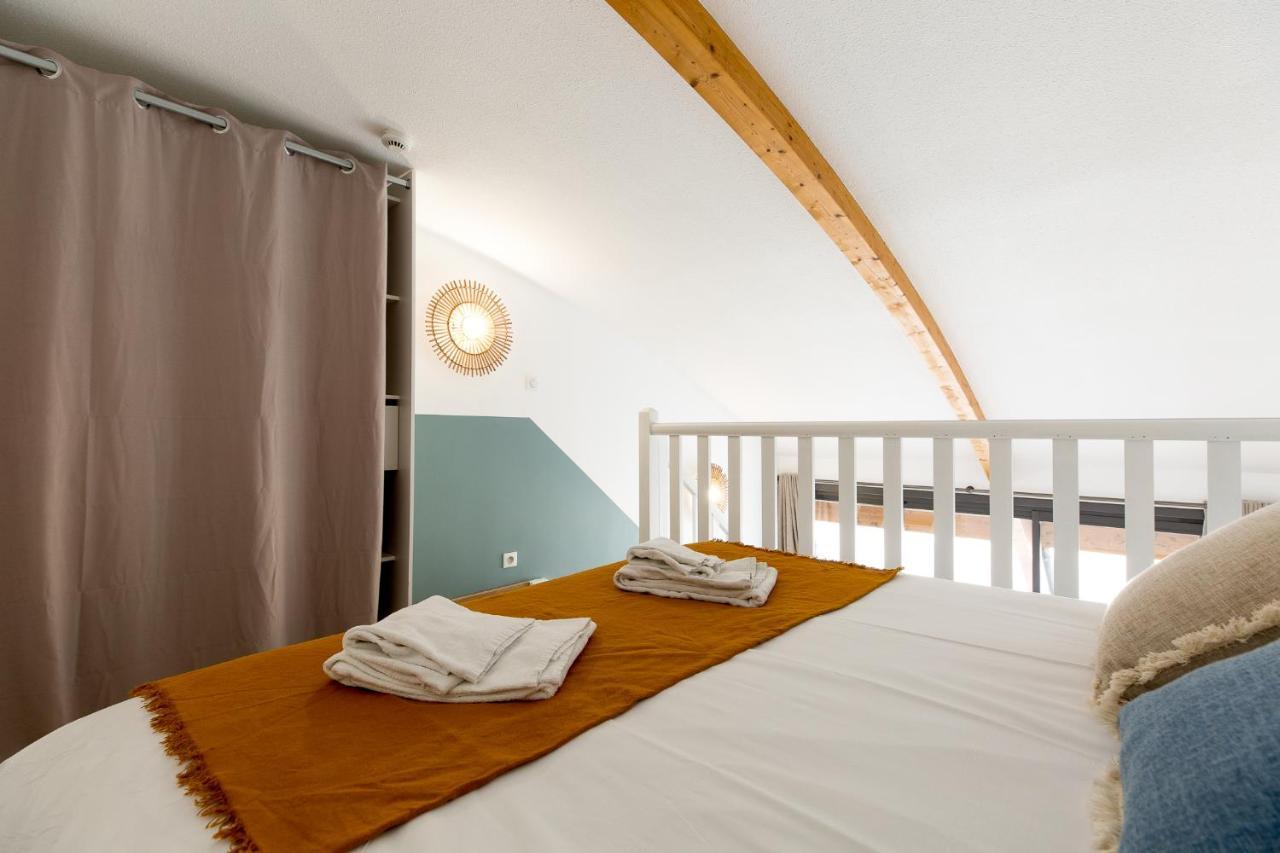Appart'Hotel Les Lofts Du Grand Lac De Lozere Лангонь Экстерьер фото